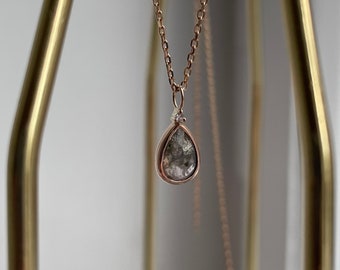 Collar con colgante de diamantes en forma de pera, sal y pimienta, de oro macizo de 14 quilates, joyería minimalista femenina.