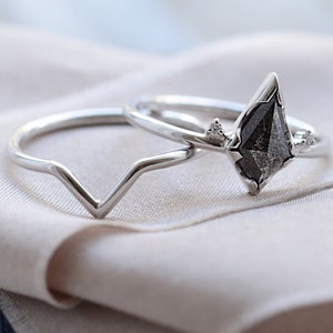 Alternative kite diamond ring, 14k White gold salt and pepper diamond ring, Gold ring with three stones image 1