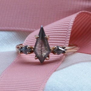 Salt and pepper diamond ring with side diamonds Three stone diamond ring by Mialis Jewelry