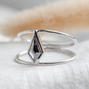 Split shank salt and pepper diamond ring, Alternative engagement ring, Kite diamond ring