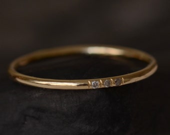 Salt and pepper diamond ring, Minimalist diamond ring, Simple engagement ring,  Tiny diamond ring