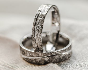 Engraved wedding ring, Hammered wedding band, Couple wedding bands, Textured wedding band