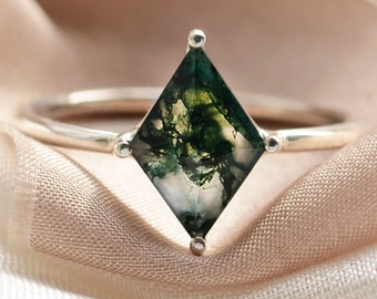 Kite moss agate engagement ring Moss agate jewelry Unique gemstone ring