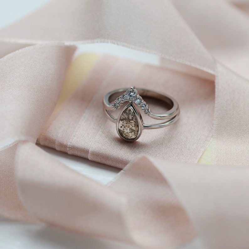 Diamond wedding band, Crown wedding ring, Curved wedding band image 3