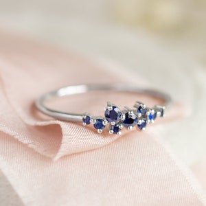 Sapphire cluster ring, Natural sapphire ring, September birthstone ring image 1