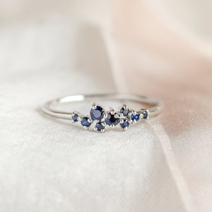 Sapphire cluster ring, Natural sapphire ring, September birthstone ring image 5