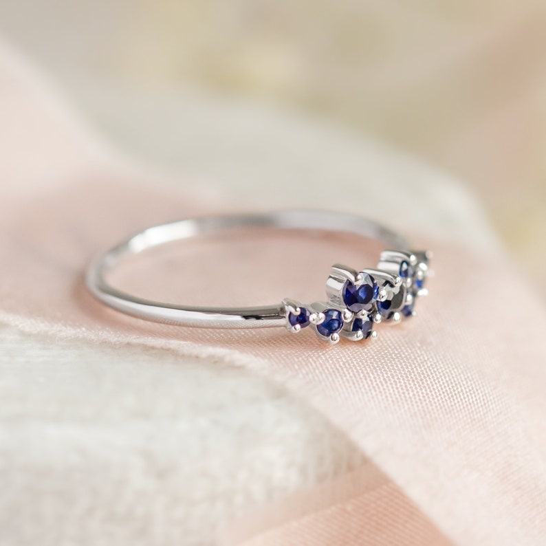 Sapphire cluster ring, Natural sapphire ring, September birthstone ring image 4