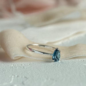 London blue topaz engagement ring, Solitaire pear topaz ring, Delicate pear ring image 7