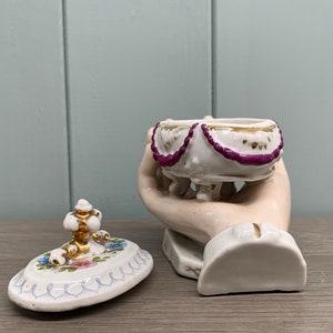 Antique Conta & Boehme porcelain, Hard paste Porcelain Trinket Pot, 19th C Hand holding trinket, Possibly Germany image 10