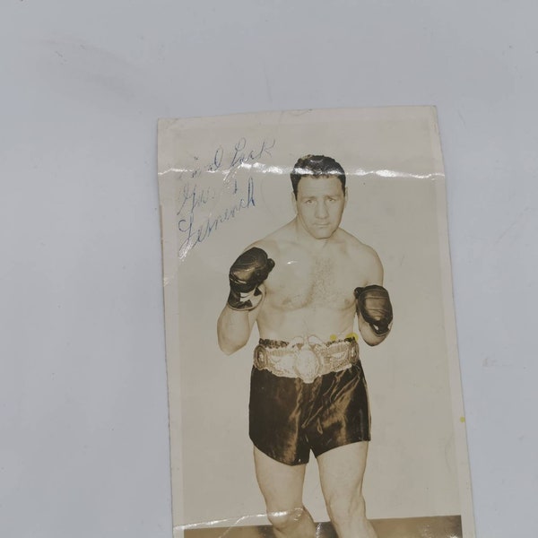 1940's Signed Card of Boxing Champion Gus Lesnevich