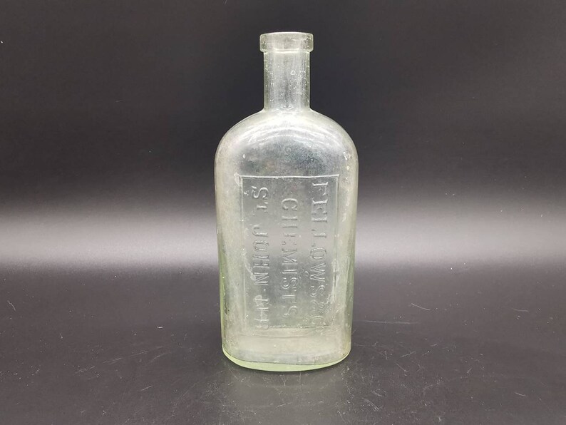 Antique Fellows /& Co Chemists Bottle Collectible Pharmacy Glass Bottle 17.5cm