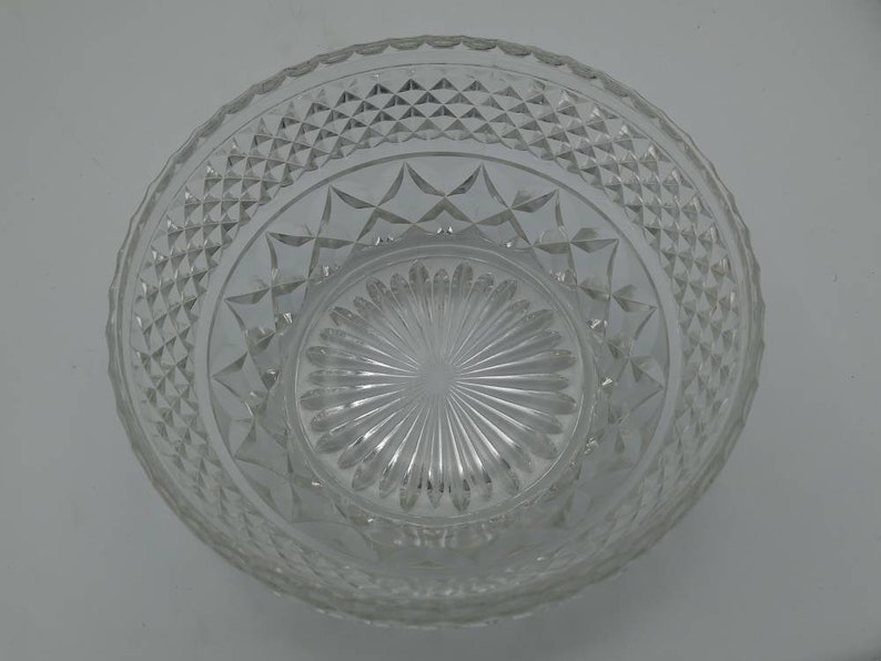 Heavy Vintage Cut Glass Fruit Bowl 18cm Diameter Etsy