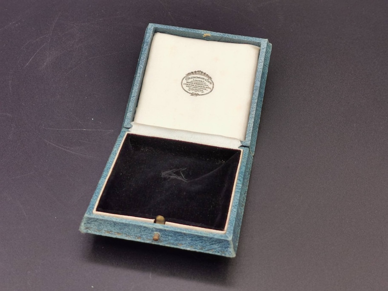 Versatile Box Would Work For Different Items Great Display Box Antique Jewellery Box