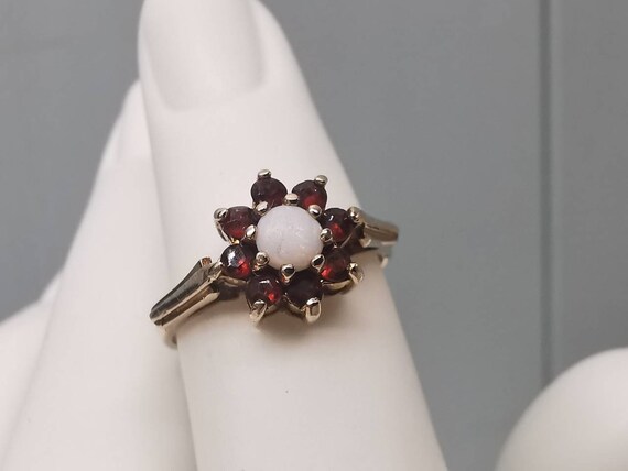 9ct Gold Ring Opal Flower With Garnets at the Centre Vintage