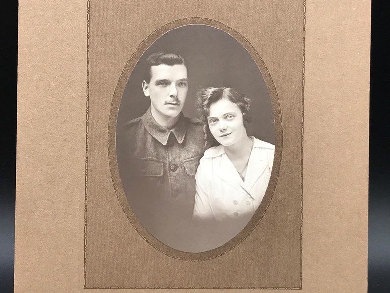 Early 20th Century Portrait Photograph of a Young Couple 28 20.5cm inc the borders