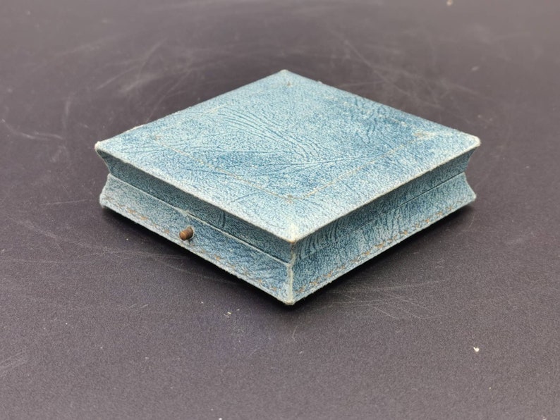 Versatile Box Would Work For Different Items Great Display Box Antique Jewellery Box