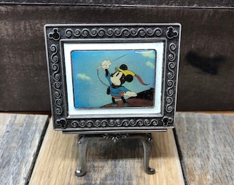 Brave Little Tailor Mickey Mouse Disney Trading Pin, Limited Edition
