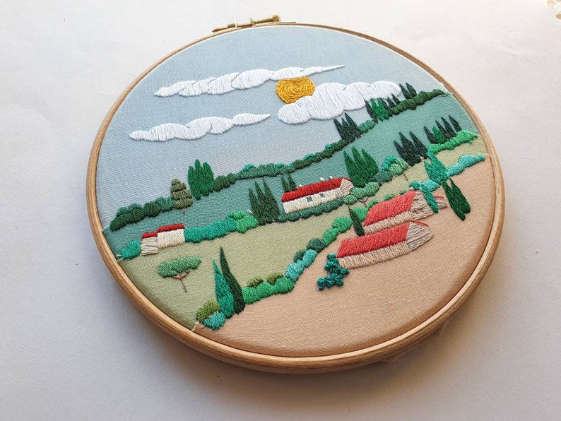 Paysage italien Broderie à la main encadrée dans un cerceau de broderie de 7 image 3