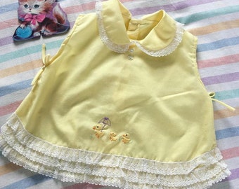 Vintage Lemon yellow Smock top and Broderie Anglaise Bloomers set Duckling motif