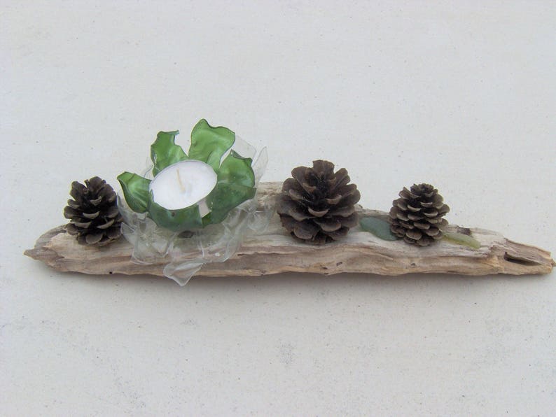 TABLE CENTERPIECE, driftwood candle, pinecones and floated image 2