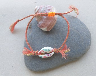 Beach bracelet, cauri shell with seahorse print, in gold thread, red, in rope for all, handmade, adjustable, summer bracelet, boho