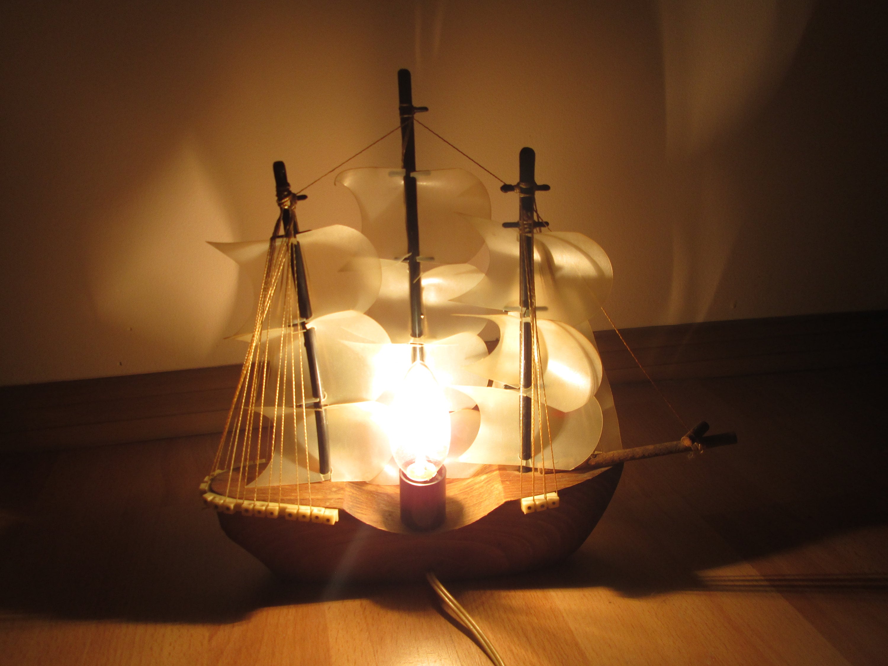 Vintage Ship-in-a-Bottle Nautical Table Lamp