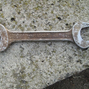 Vintage Wrench, Indian Wrench, Metal Wrench, Large Wrench, Industrial Decor, Mechanic's Tool, Gift idea, Vintage decor, Vintage Tools