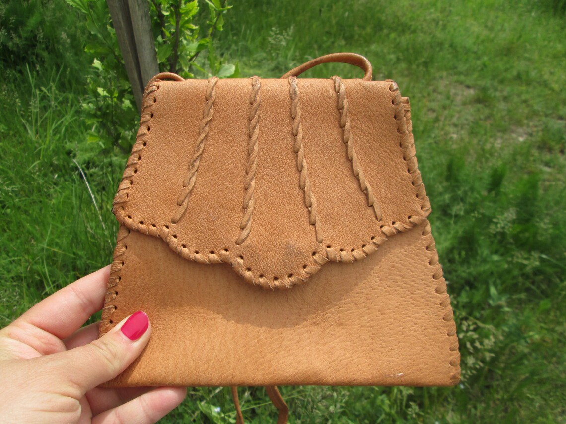Vintage Leather Handbag: Small Beige Travel Purse, foto 4 di 5