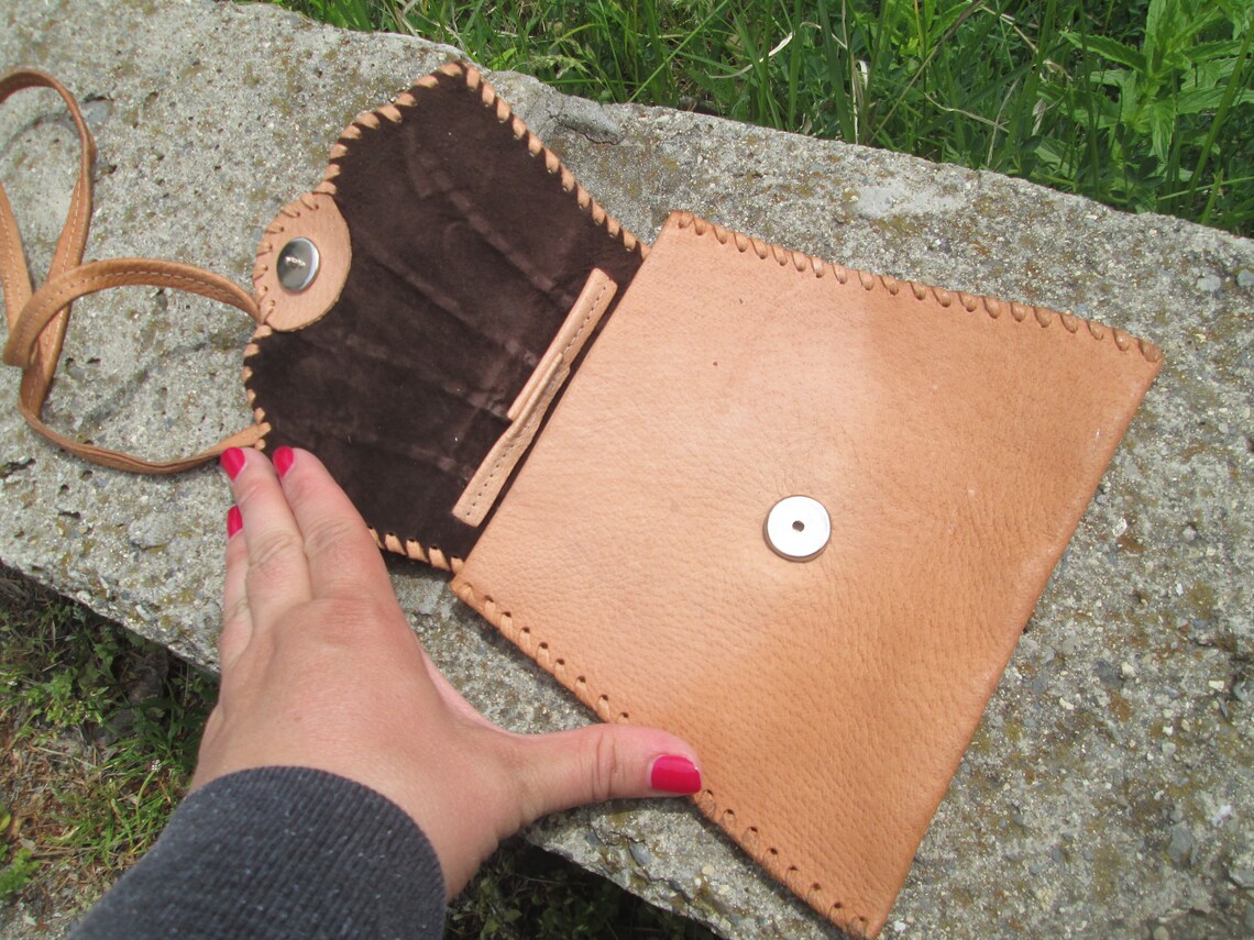 Vintage Leather Handbag: Small Beige Travel Purse, foto 2 di 5