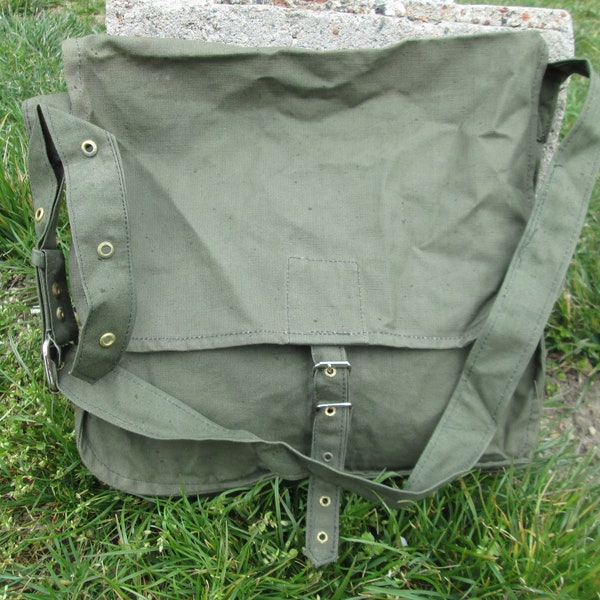 Vintage canvas bag, Military bag, Army bag, Green sholder bag, Hiking bag, Camping bag, Gift idea, Mountain bag, Messenger  Bag, Army pouch