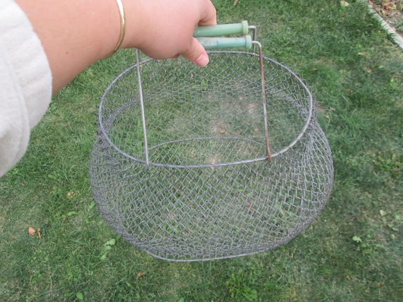 Metal basket, Vintage wire basket, Folding basket,