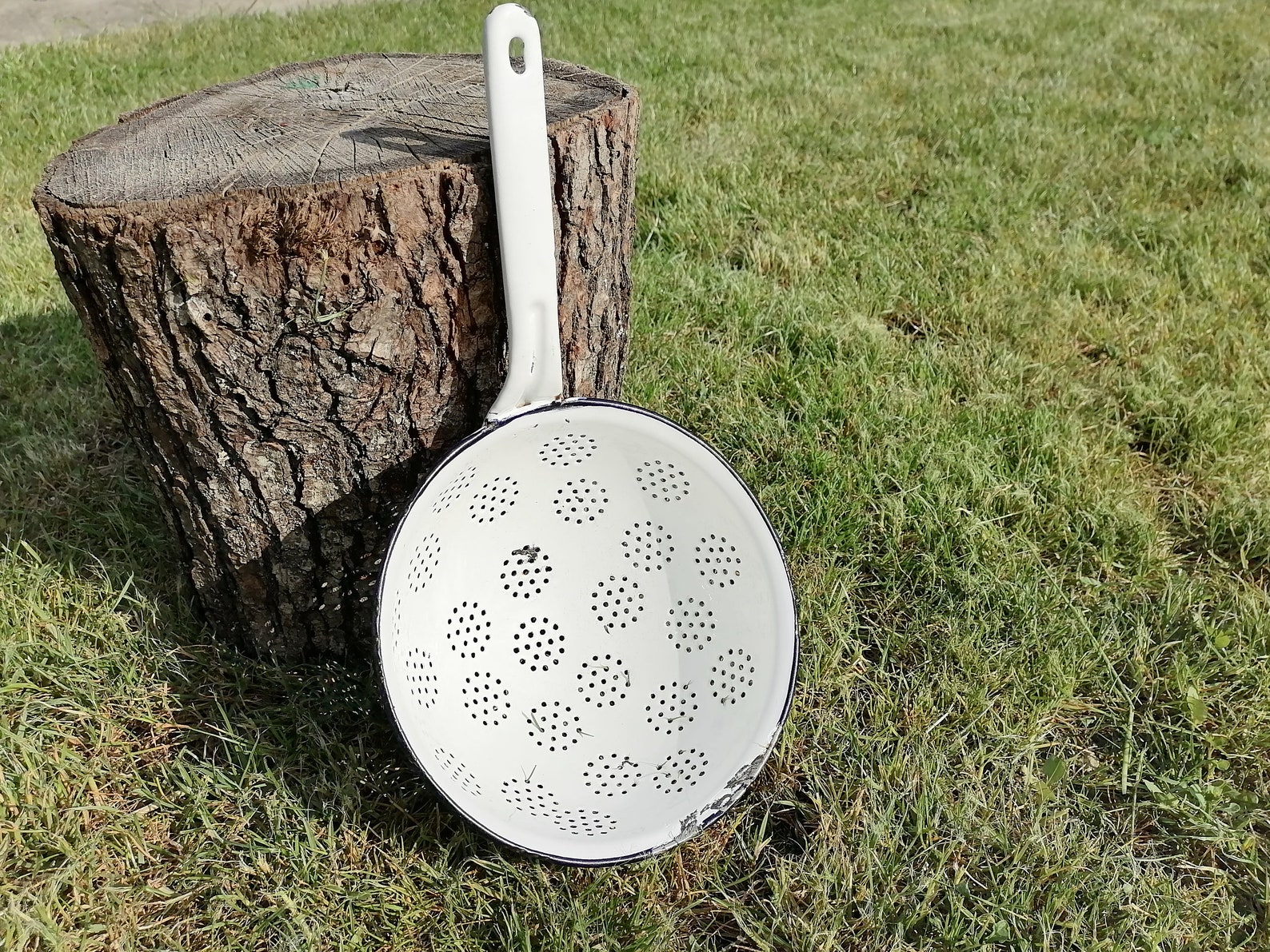 Enamelled colander 1960s Big white colander Enamel large Etsy