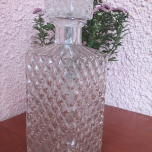 Whiskey decanter, Vintage glass decanter, Alcohol clear glass bottle, Decanter with stopper, Alcohol decanter, Gift idea, Vintage kitchen