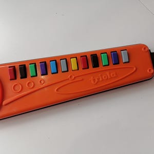 Triola whistle, Kid&#39;s Triola, Vintage musical instrument, Vintage musical toy, Flute toy, Musical Keyboard, Children&#39;s gift, Gemany Triola
