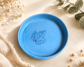 Handmade Aquamarine Ceramic Trinket Dish – Leaf Design Ring Holder | Small Pottery Catchall | Artisan Home Decor