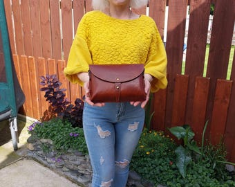 Handcrafted Italian Leather Crossbody Bag: Small Full Grain Purse