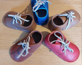 Handmade Baby shoes booties made from real leather whit soft suede sole from born to 2 years , whit suede leather lace