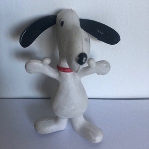 Vintage SNOOPY toy - Collectible, lovable and bendable doll