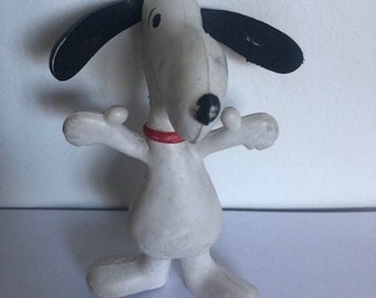 Vintage SNOOPY toy - Collectible, lovable and bendable doll