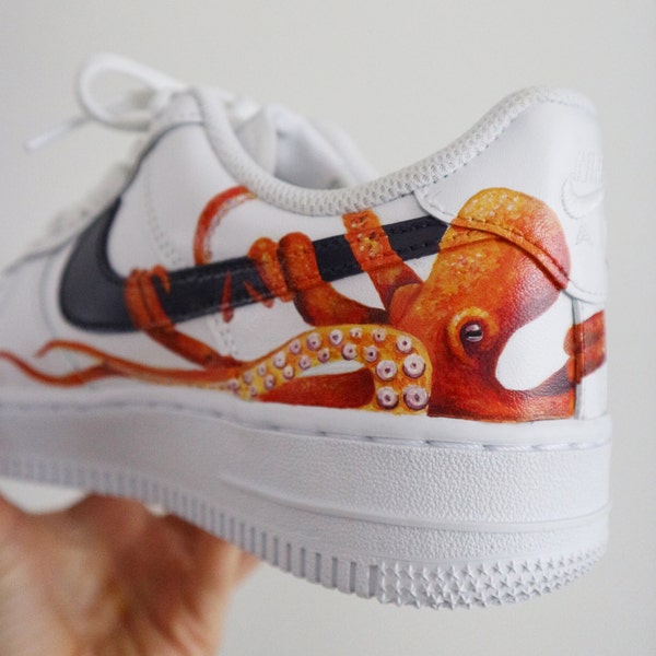 Personalized shoes, sneakers with desired motif, Nike Air Force 1, custom Air Force, animal portrait, shoes with octopus, hand-painted sneakers