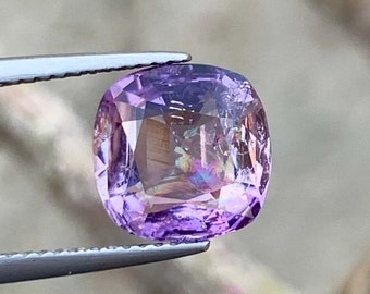 Tenebrescent Scapolite Loose Gemstone , Violet Purple Scapolite Gemstone , Color Change Rarer Tenebrescent Scapolite Gemstone - 3.35 Carats