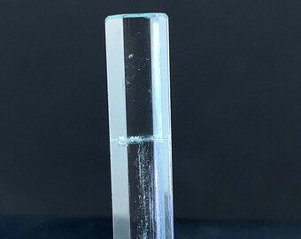Próbka naturalnego kryształu helisy akwamarynu DNA z Shigar w Pakistanie - 13,50 CTS