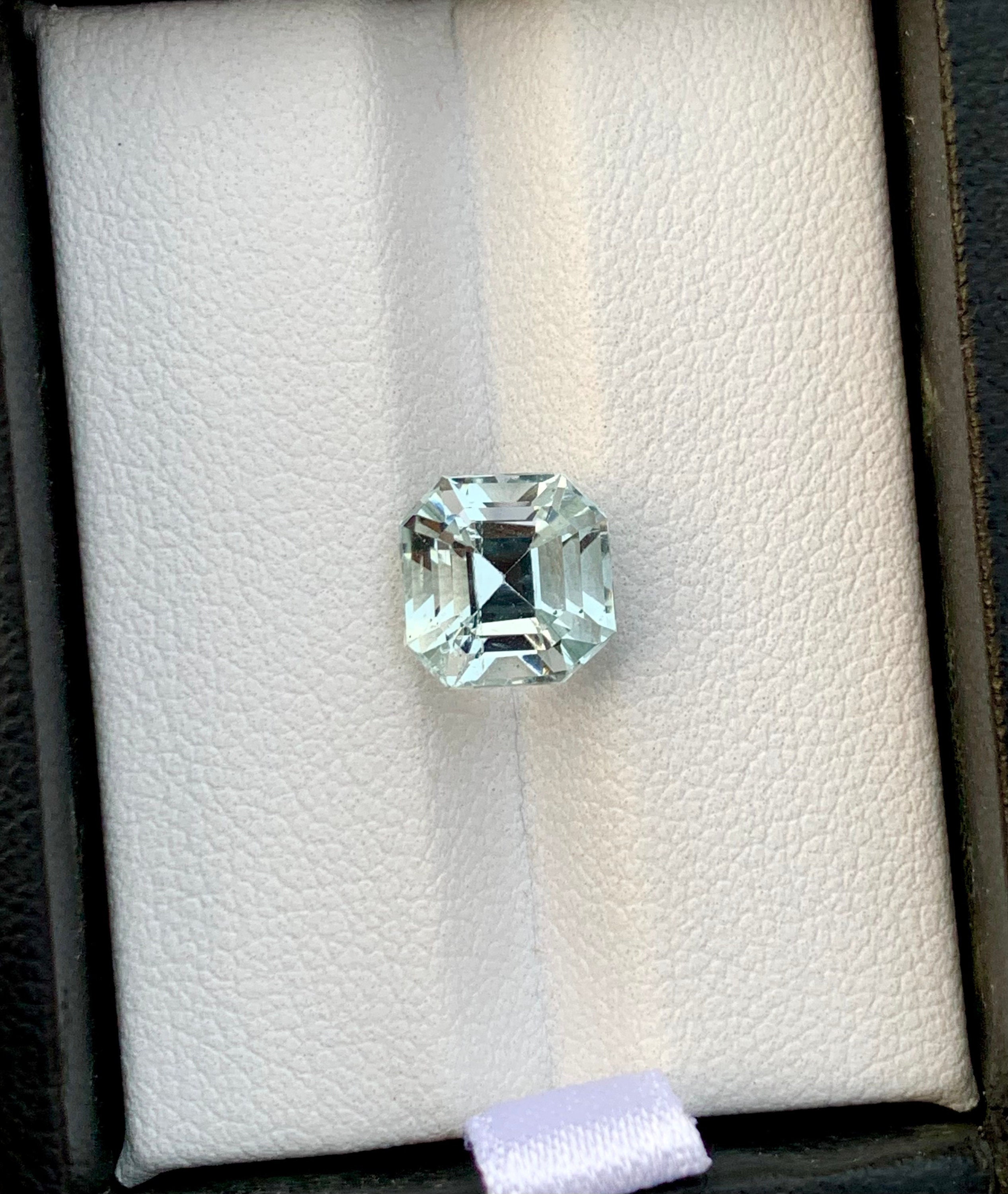 Unheated Natural Light Blue Aquamarine Asscher Cut Stone , Aquamarine Gemstone - 3 Carats