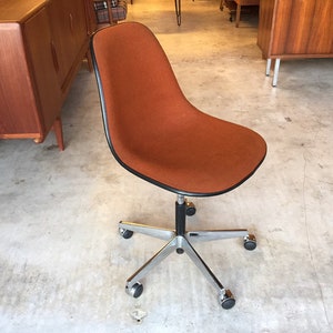 Rare Original 60s Vitra Charles & Ray Eames PSC Fiberglass Miller Chair Deskchair 4 Office Armchair to Teak image 8