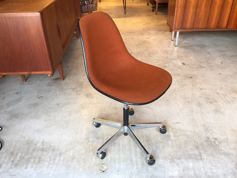 Rare Original 60s Vitra Charles & Ray Eames PSC Fiberglass Miller Chair Deskchair 4 Office Armchair to Teak image 8