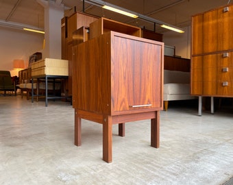 Petite table de chevet milieu du siècle années 60 70 buffet en teck commode vintage console des années 50