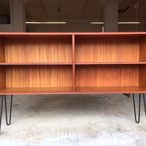 50er 60er Teak Anrichte Riestenpatt XL Sideboard Danish Regal Kommode Vitrine mid century hairpin sideboard