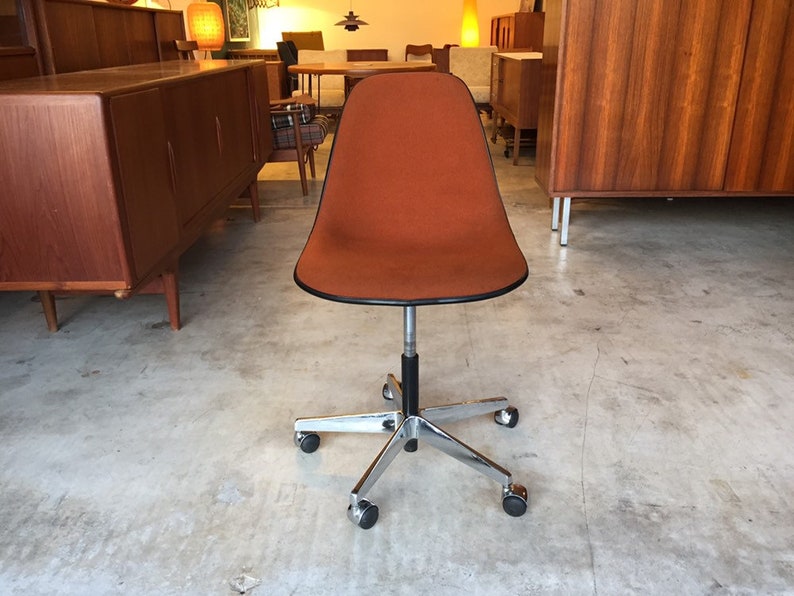 Rare Original 60s Vitra Charles & Ray Eames PSC Fiberglass Miller Chair Deskchair 4 Office Armchair to Teak image 10