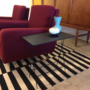 Rare! Minimalistic swedish Hans Agne Jakobsson Coffee Table 50s Side Table String Era Table coffee table lampa bord Mid Century Sideboard