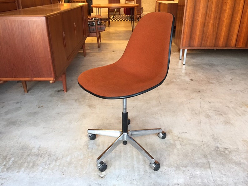 Rare Original 60s Vitra Charles & Ray Eames PSC Fiberglass Miller Chair Deskchair 4 Office Armchair to Teak image 9